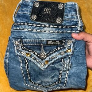 Miss Me Women's Blue Cuffef Capri with Embellished Pockets